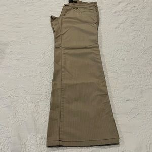 5.11 women’s khaki pants size 6.